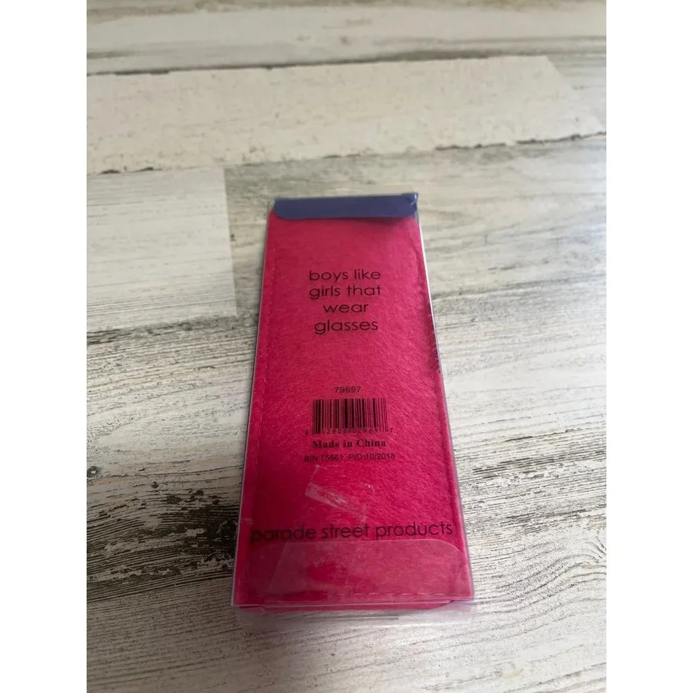 Sunglass Polarized pink readers +1.00 with pink case NWT
